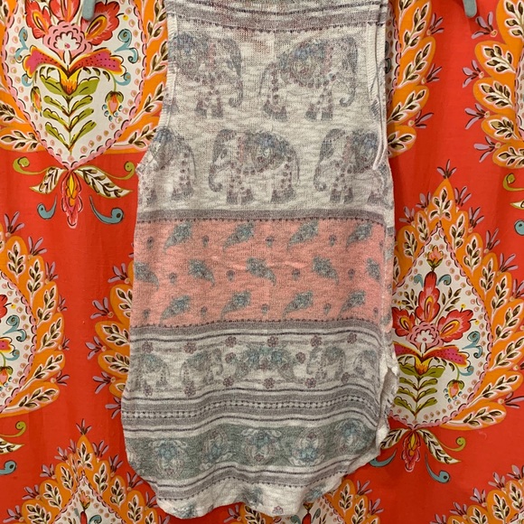 🐘 Elephant Boho Print Tank 🐘 - Picture 4 of 6